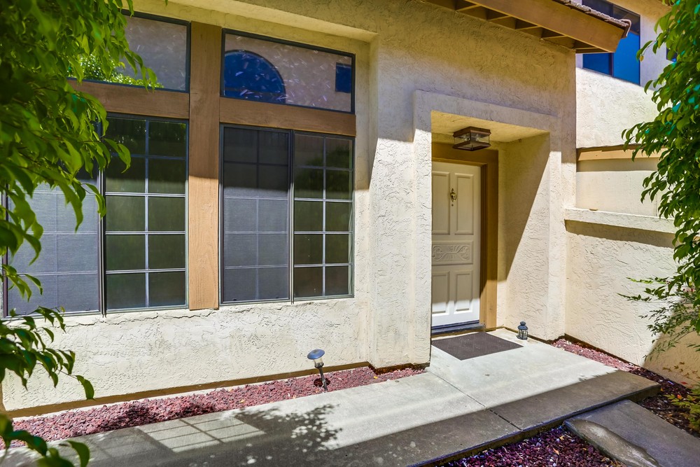 Virtual tour photo 5 of 38 for 15887 Sunnyfield Pl