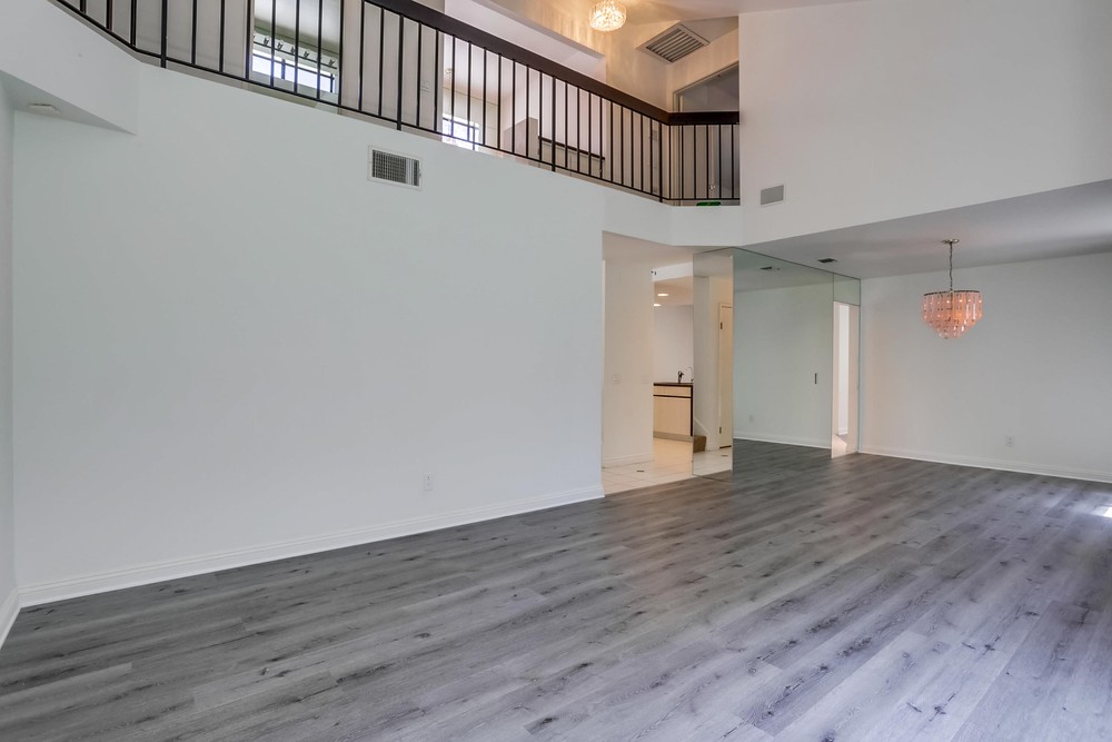 Virtual tour photo 9 of 38 for 15887 Sunnyfield Pl