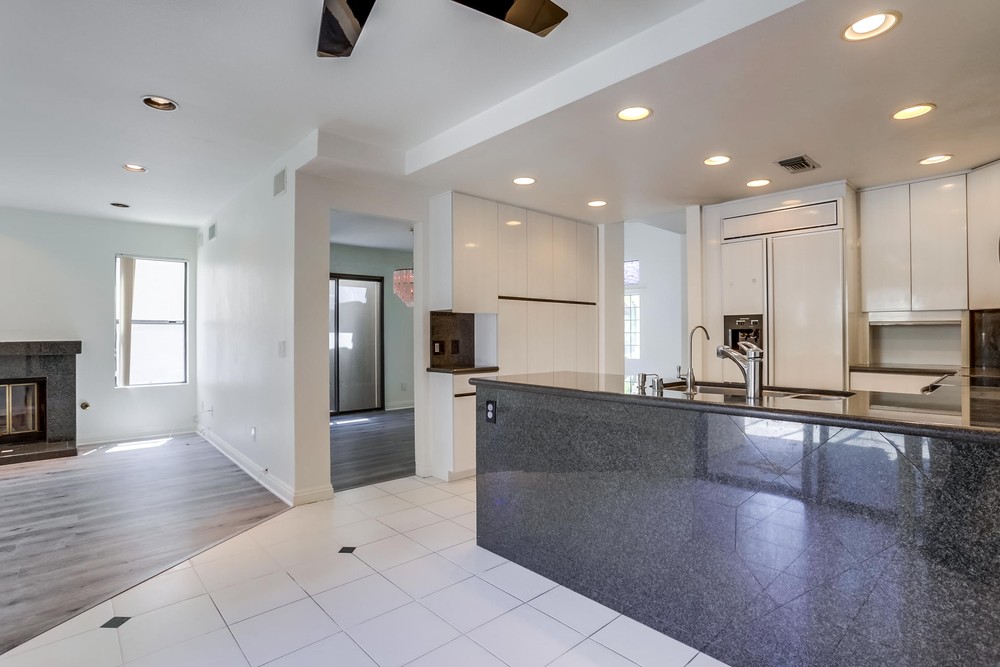 Virtual tour photo 13 of 38 for 15887 Sunnyfield Pl