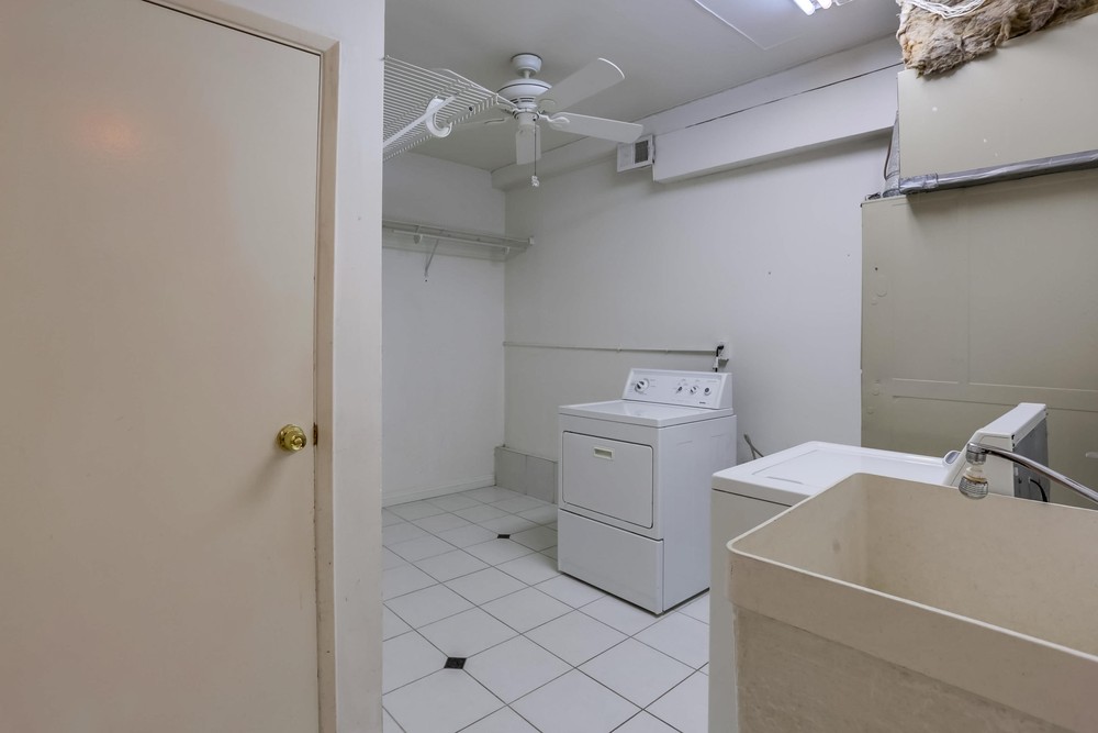 Virtual tour photo 33 of 38 for 15887 Sunnyfield Pl