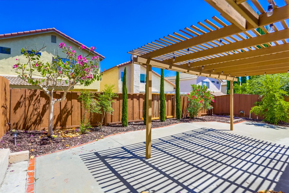 Virtual tour photo 35 of 38 for 15887 Sunnyfield Pl