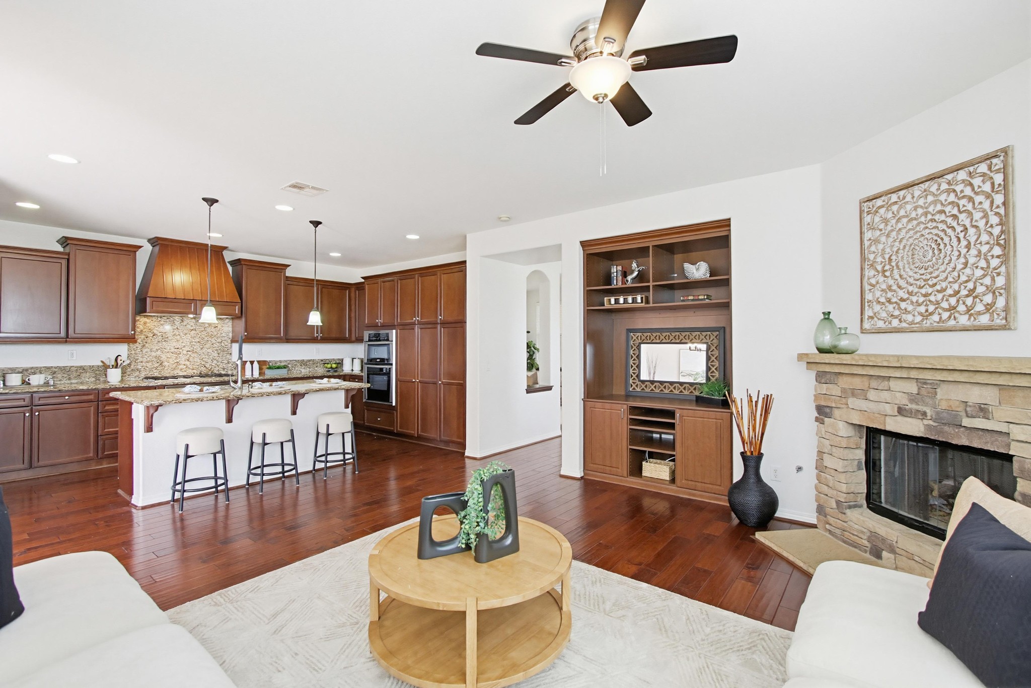 Virtual tour photo 20 of 73 for 15897 Paseo Del Sur