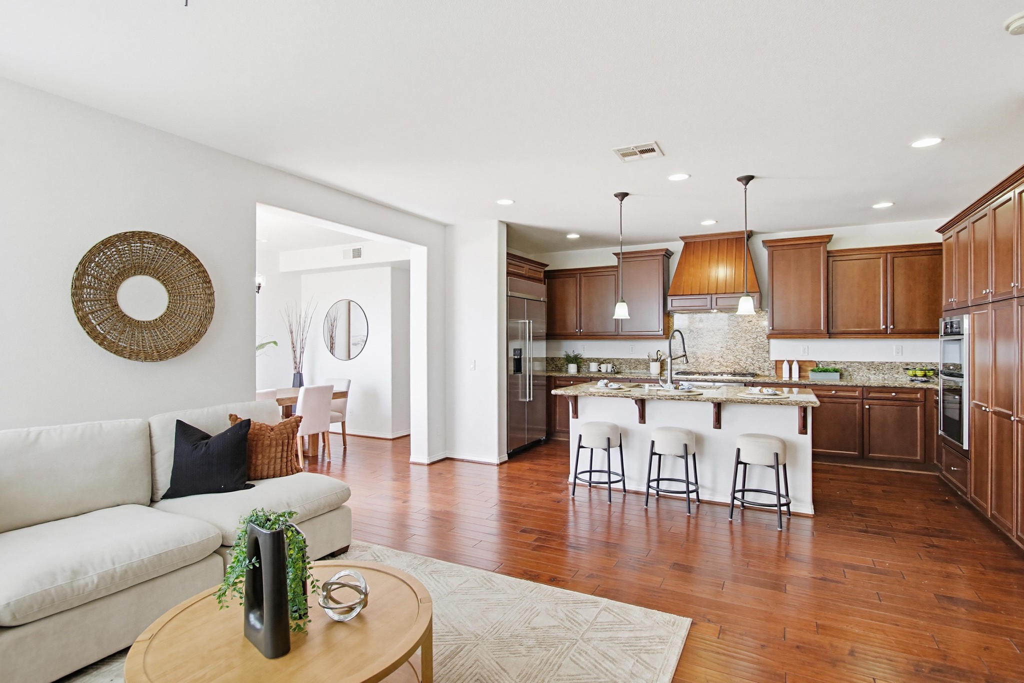 Virtual tour photo 21 of 73 for 15897 Paseo Del Sur