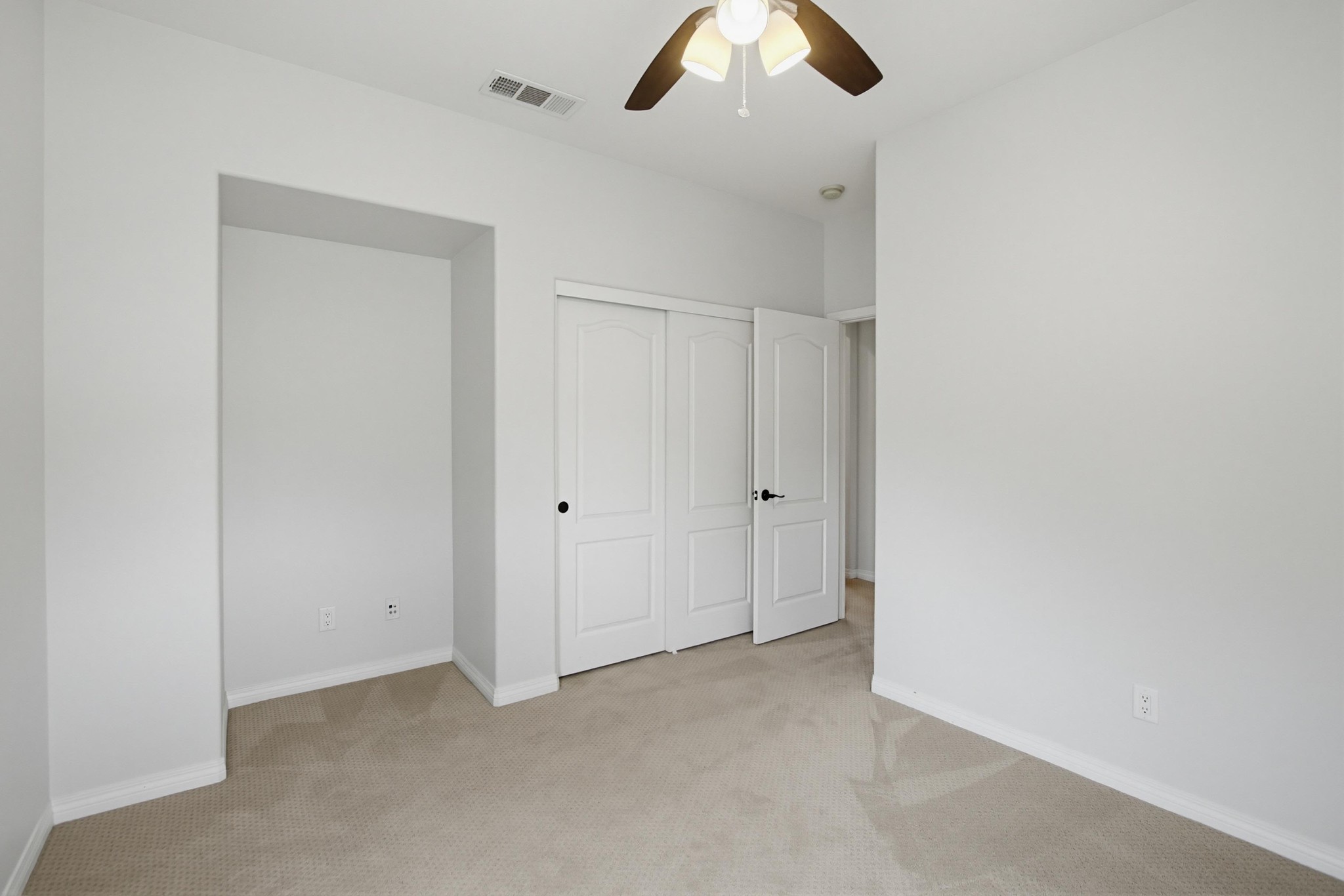 Virtual tour photo 39 of 73 for 15897 Paseo Del Sur
