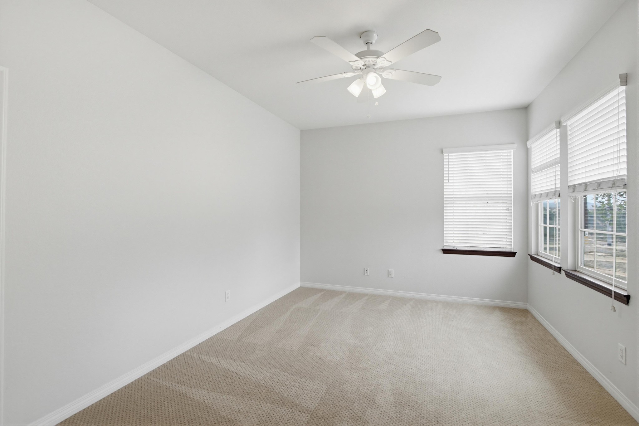Virtual tour photo 42 of 73 for 15897 Paseo Del Sur
