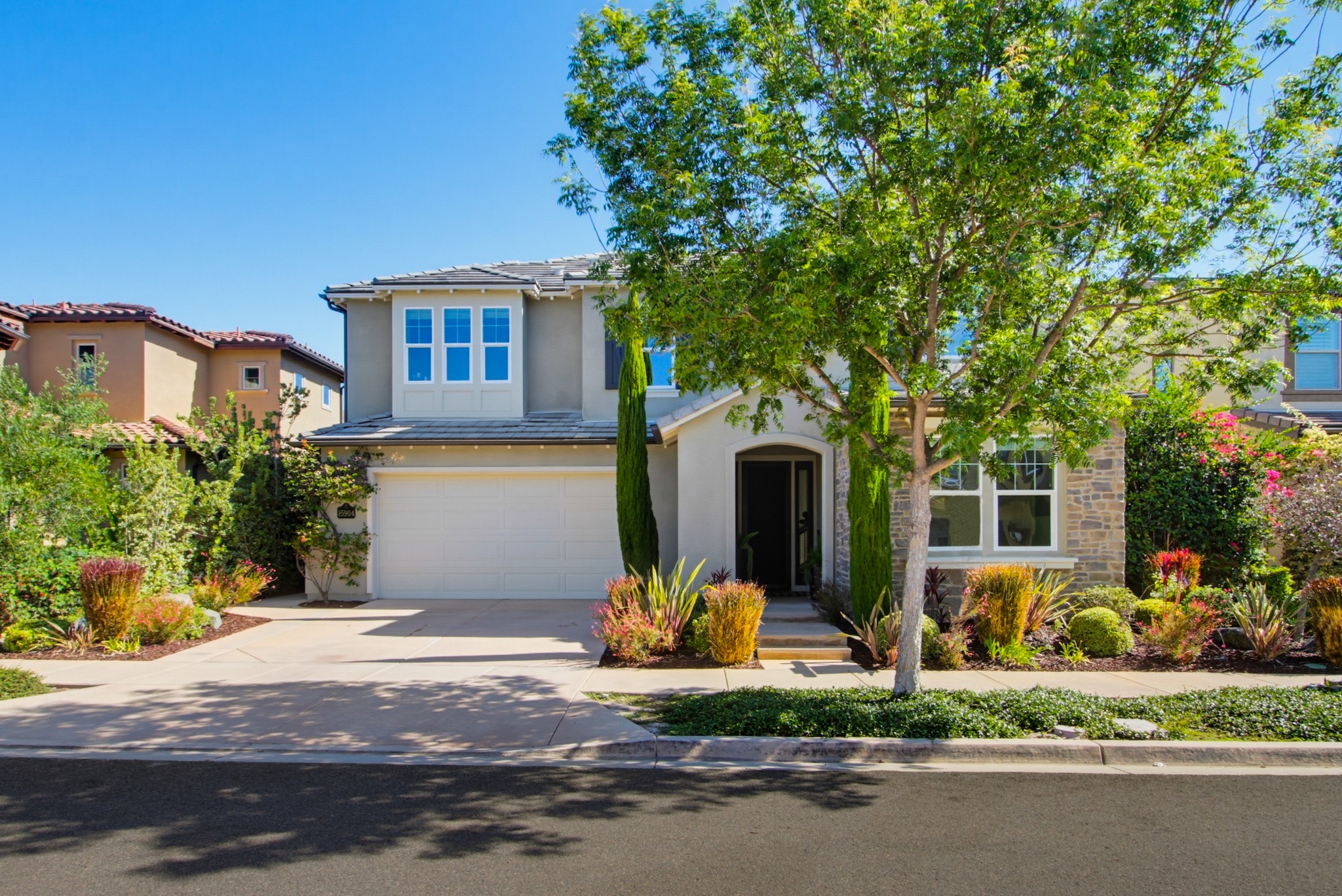 Virtual tour photo 1 of 76 for 15904 Wilkes Ln