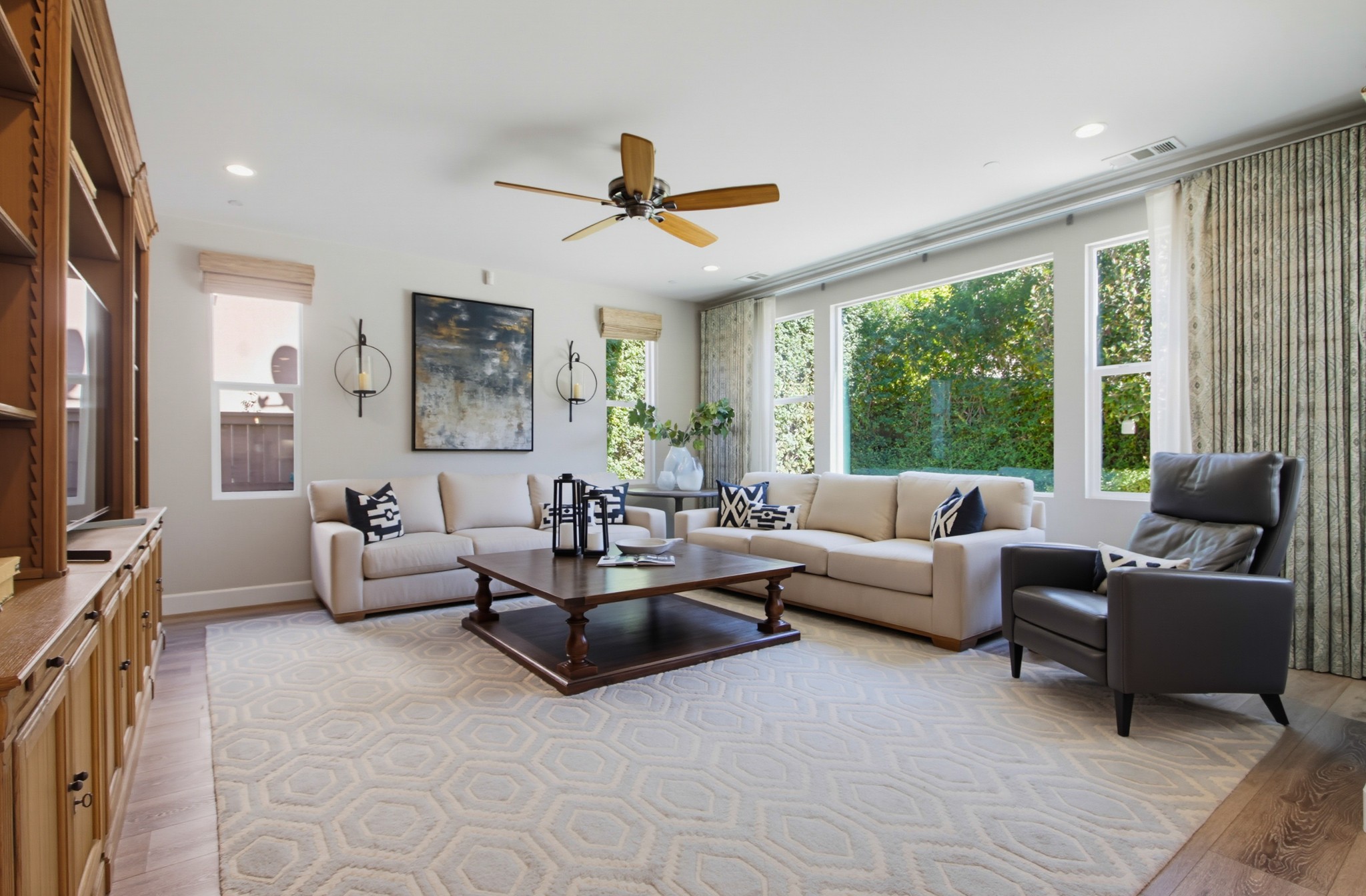 Virtual tour photo 9 of 76 for 15904 Wilkes Ln