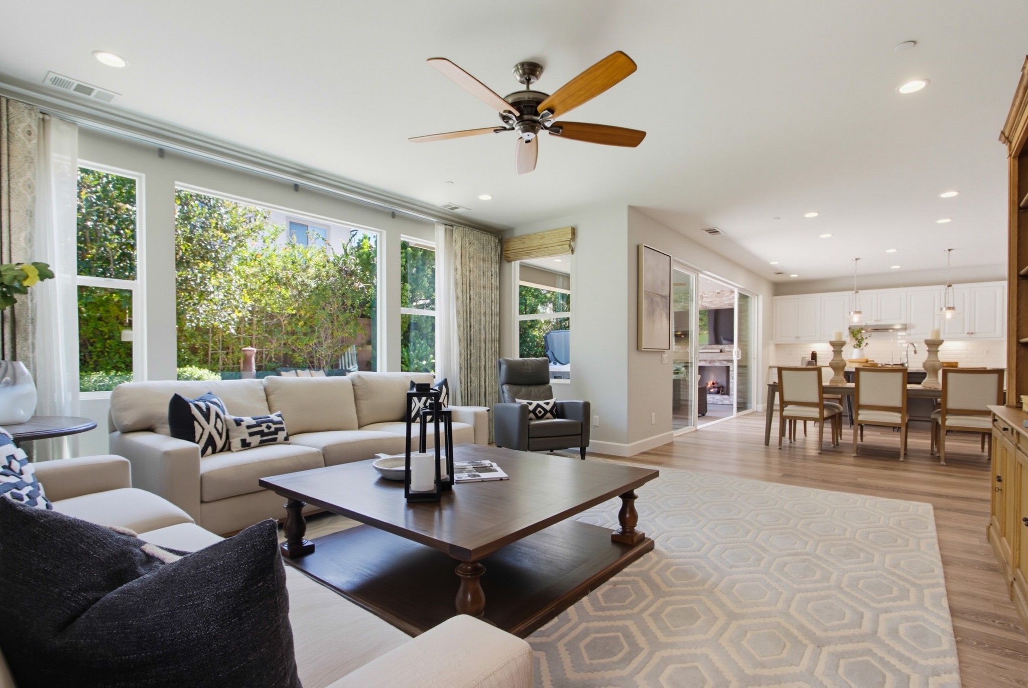 Virtual tour photo 12 of 76 for 15904 Wilkes Ln