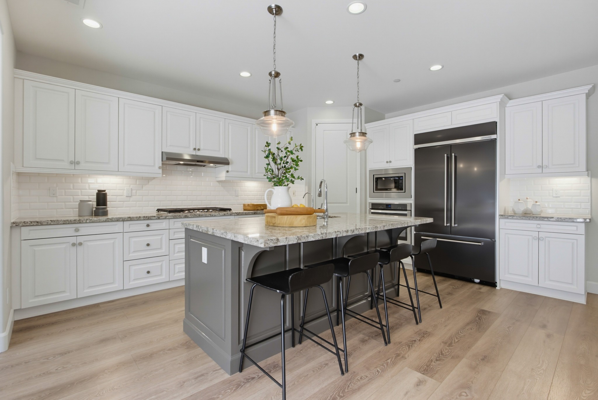 Virtual tour photo 18 of 76 for 15904 Wilkes Ln