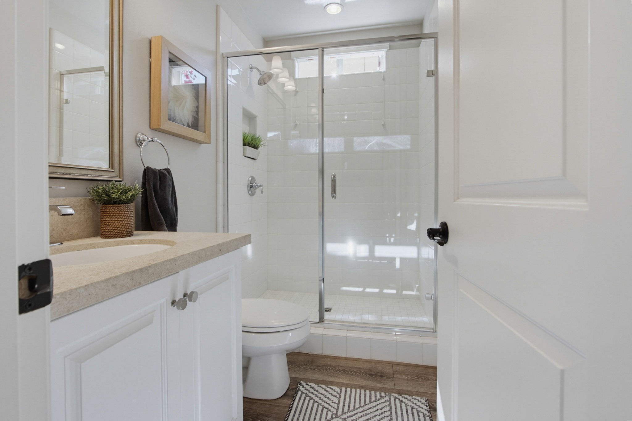 Virtual tour photo 25 of 76 for 15904 Wilkes Ln