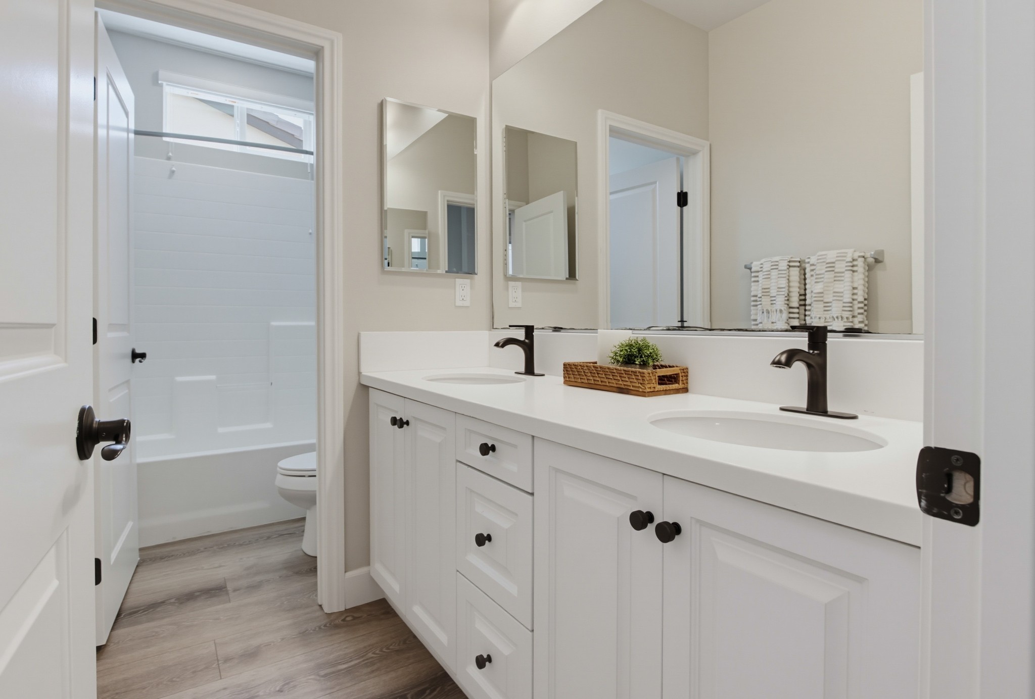 Virtual tour photo 51 of 76 for 15904 Wilkes Ln