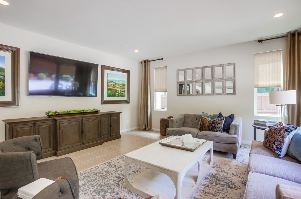 Virtual tour photo 10 of 66 for 15912 Wakefield Ln
