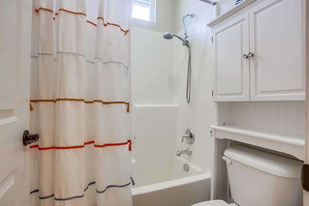 Virtual tour photo 55 of 66 for 15912 Wakefield Ln