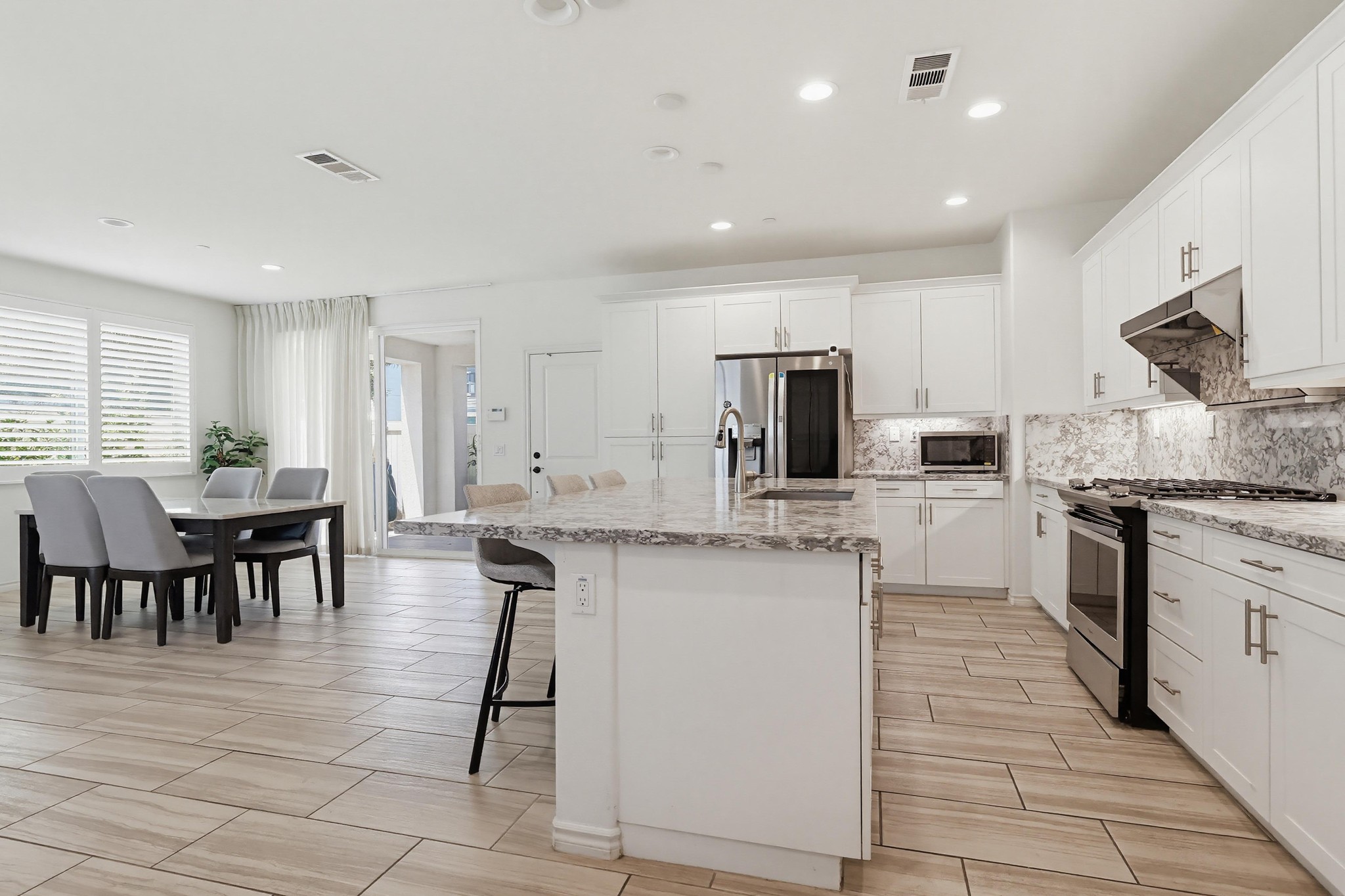 Virtual tour photo 10 of 81 for 15919 Mentz Ct