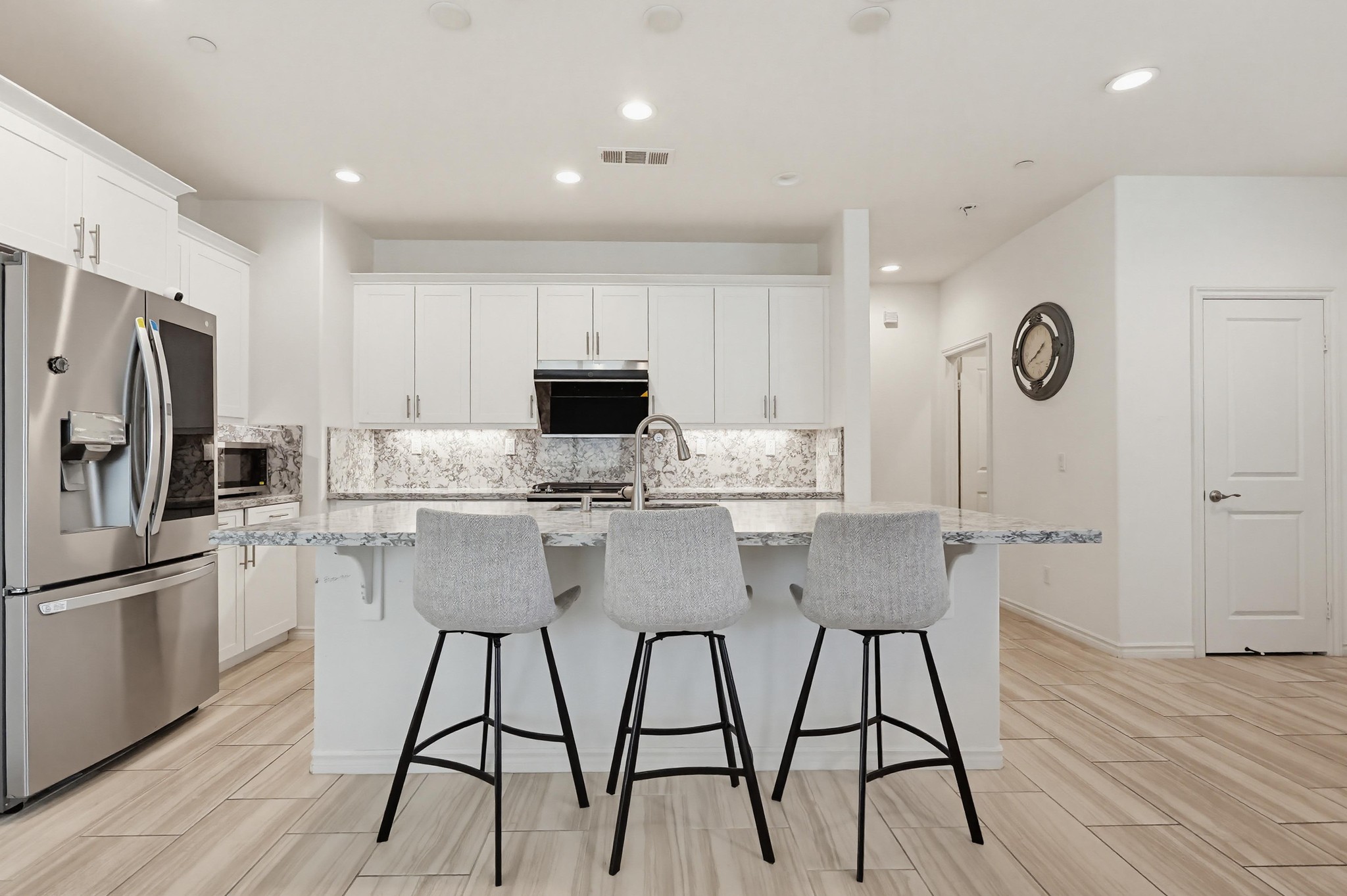 Virtual tour photo 13 of 81 for 15919 Mentz Ct