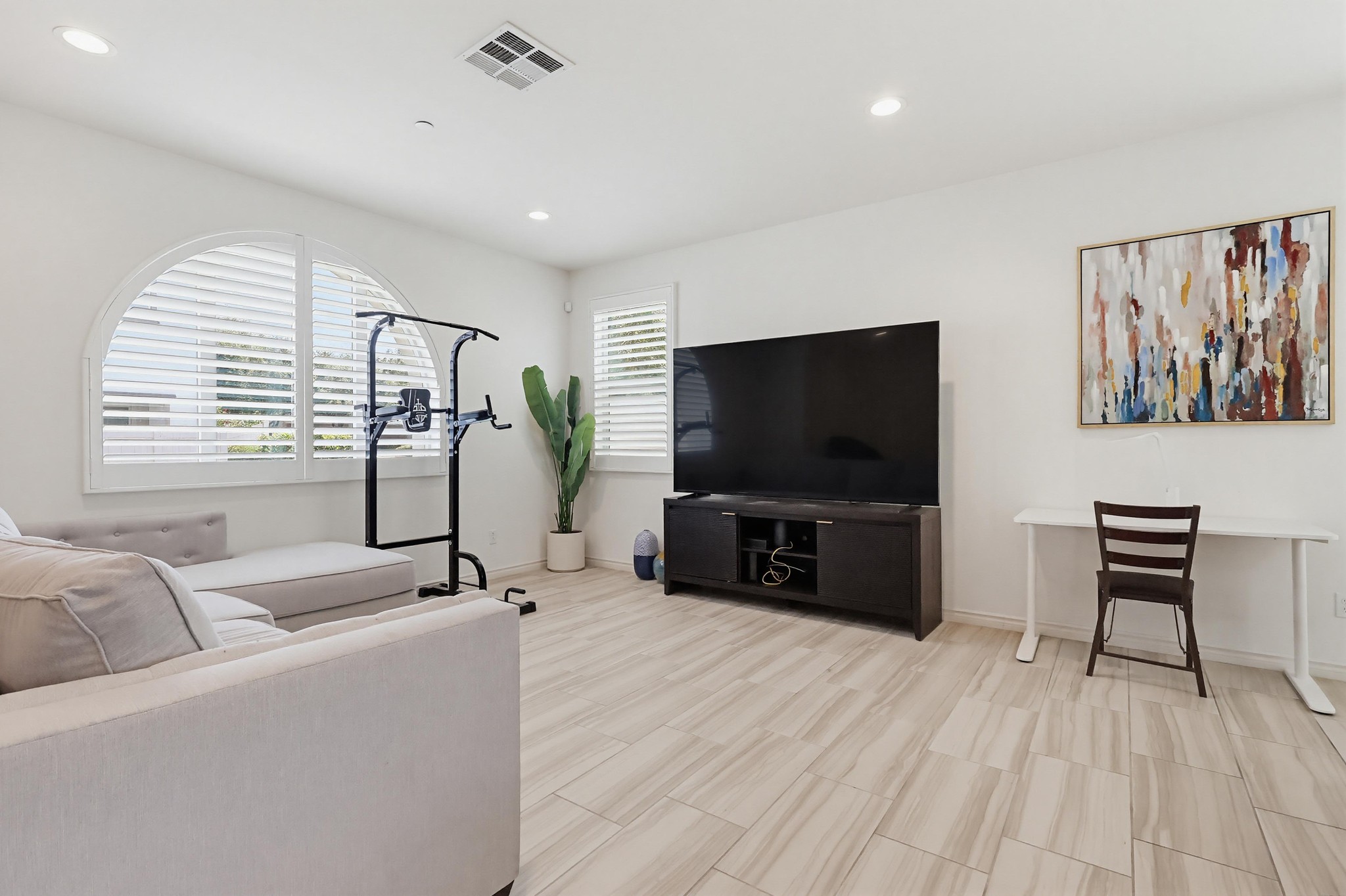 Virtual tour photo 24 of 81 for 15919 Mentz Ct