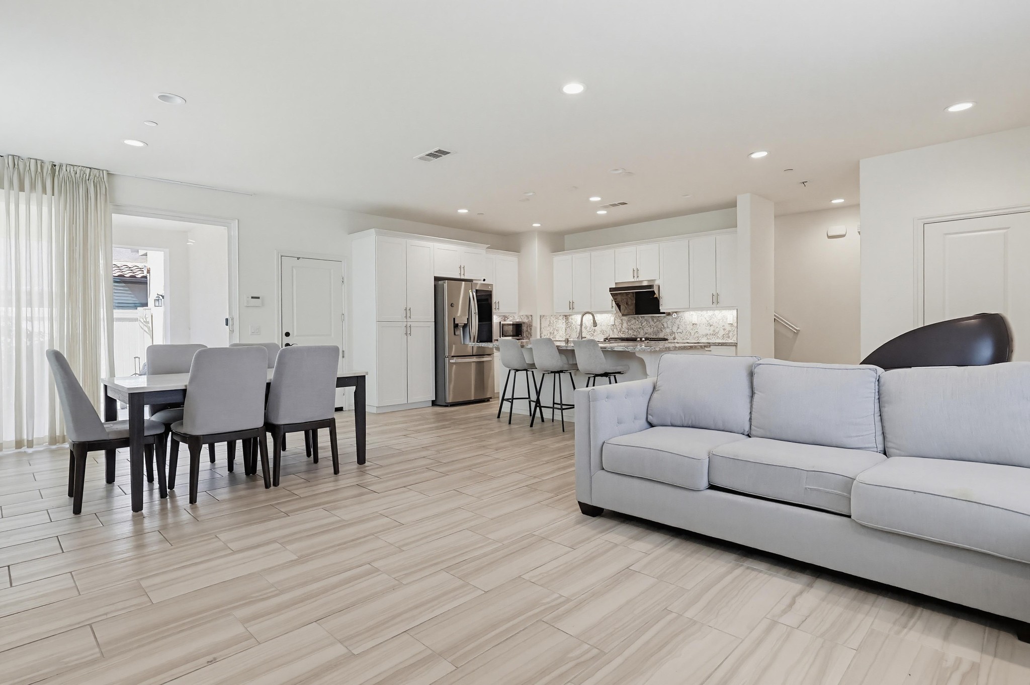 Virtual tour photo 27 of 81 for 15919 Mentz Ct