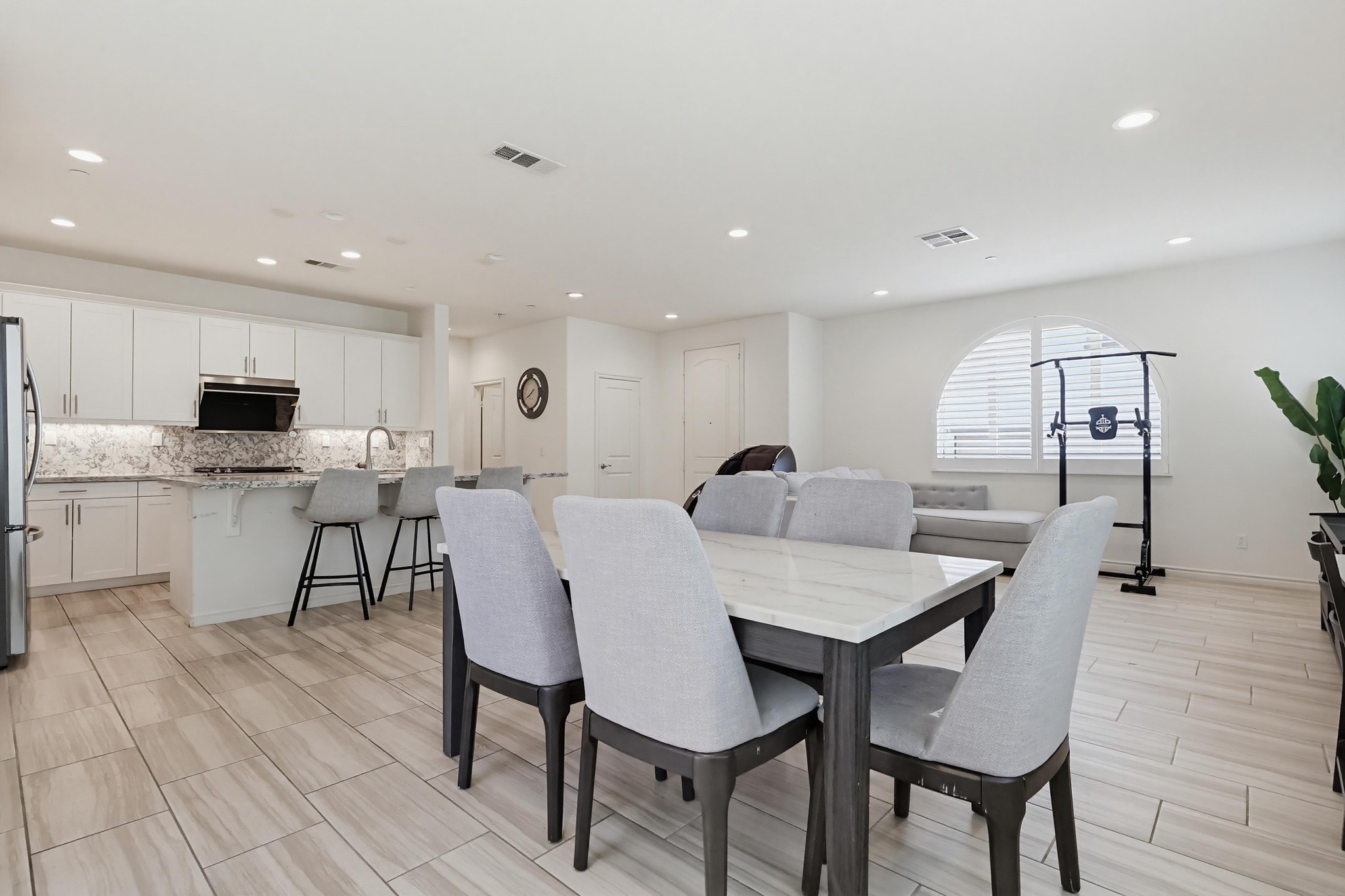 Virtual tour photo 34 of 81 for 15919 Mentz Ct