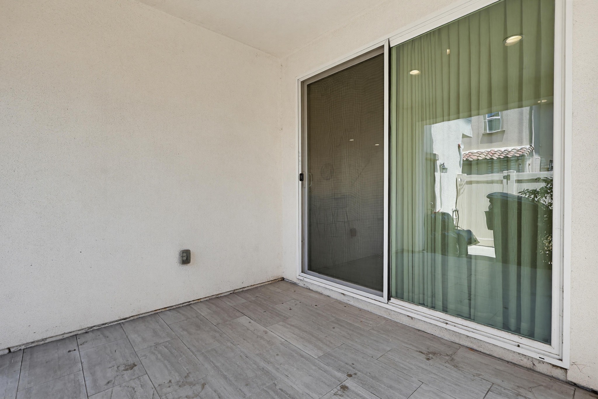 Virtual tour photo 38 of 81 for 15919 Mentz Ct