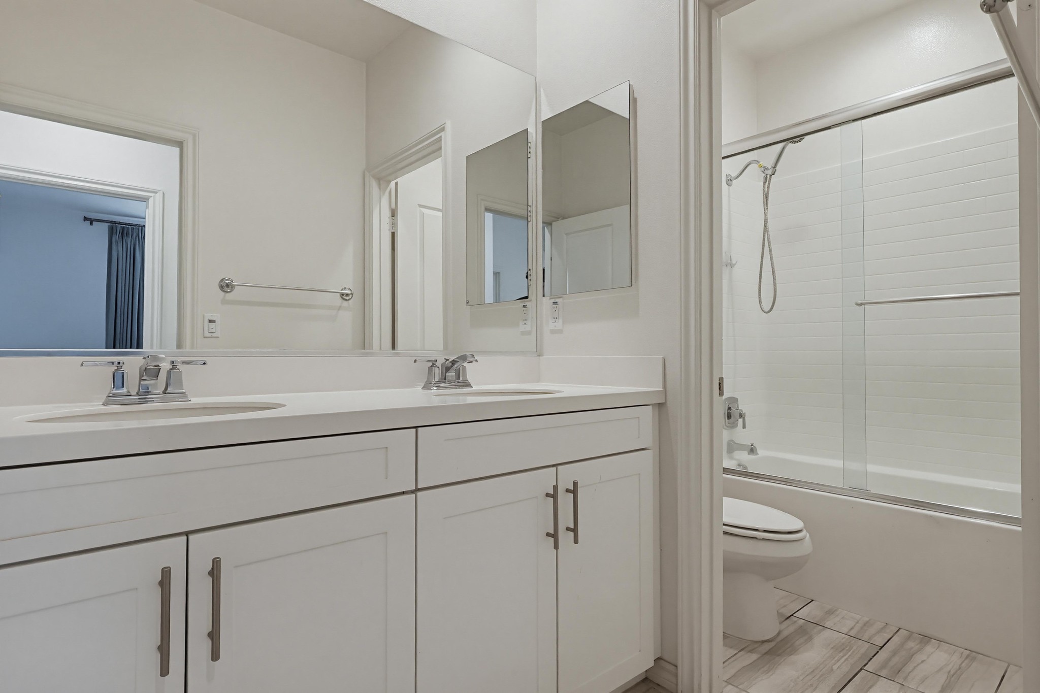 Virtual tour photo 48 of 81 for 15919 Mentz Ct
