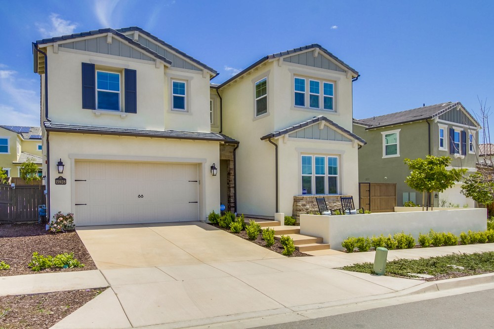 Virtual tour photo 3 of 56 for 15928 Kennicott Ln