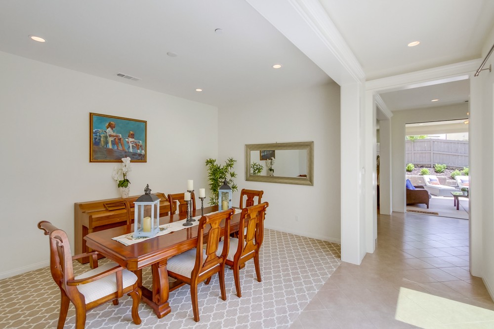 Virtual tour photo 6 of 56 for 15928 Kennicott Ln
