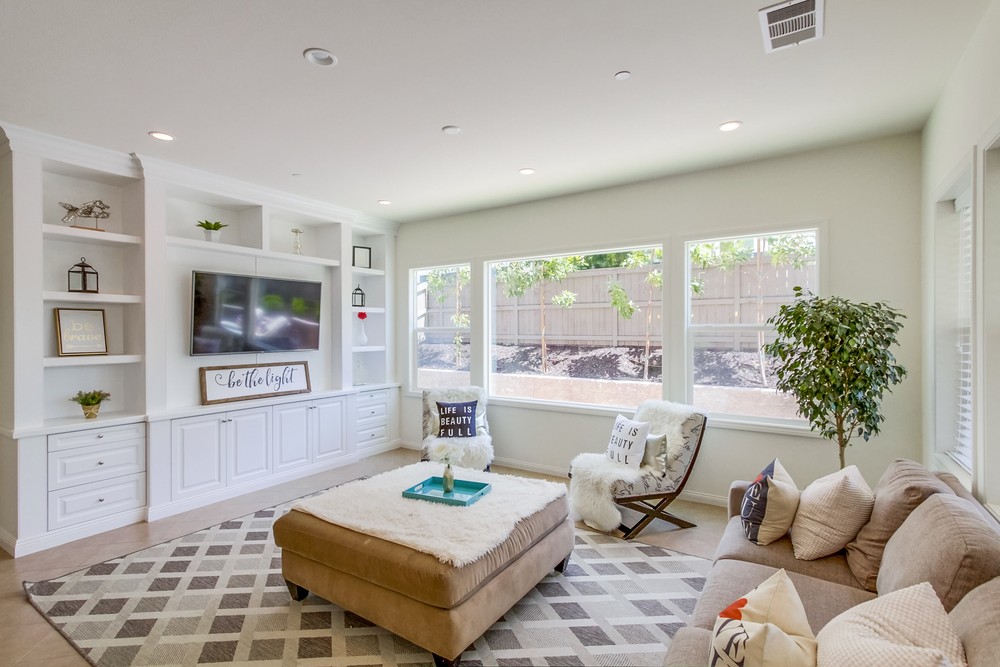 Virtual tour photo 10 of 56 for 15928 Kennicott Ln