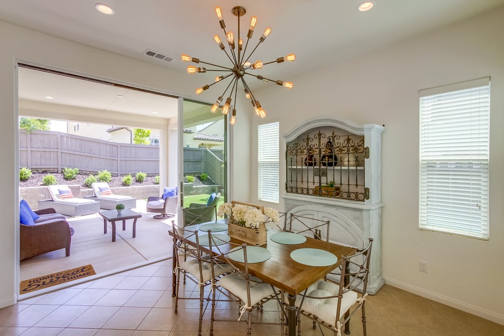 Virtual tour photo 18 of 56 for 15928 Kennicott Ln