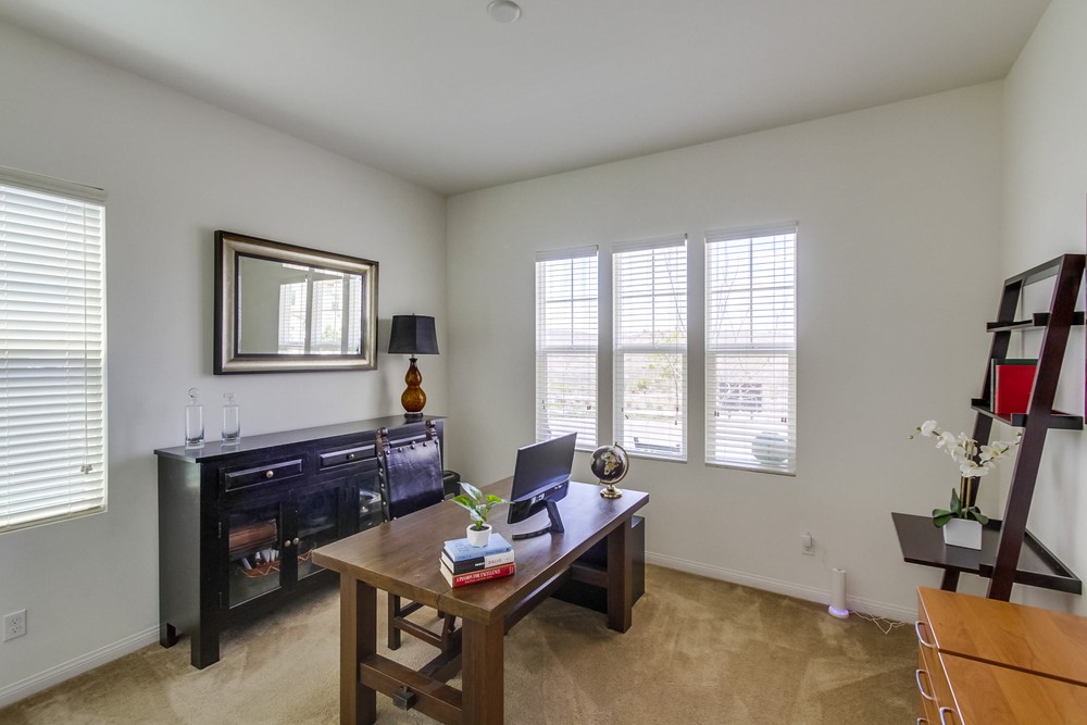 Virtual tour photo 21 of 56 for 15928 Kennicott Ln