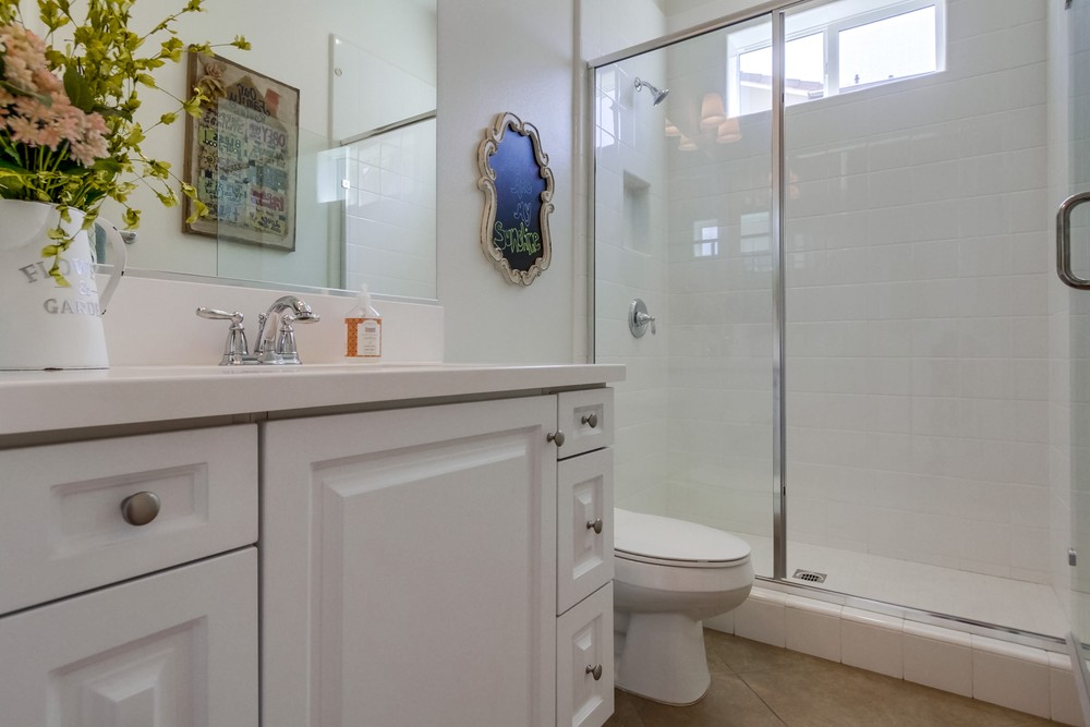 Virtual tour photo 23 of 56 for 15928 Kennicott Ln