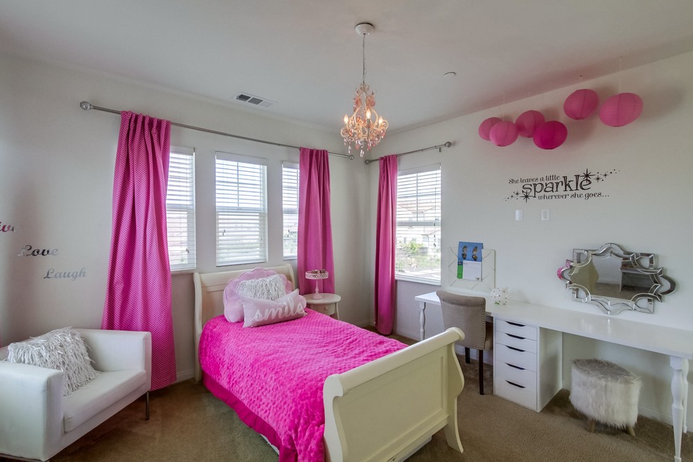 Virtual tour photo 44 of 56 for 15928 Kennicott Ln