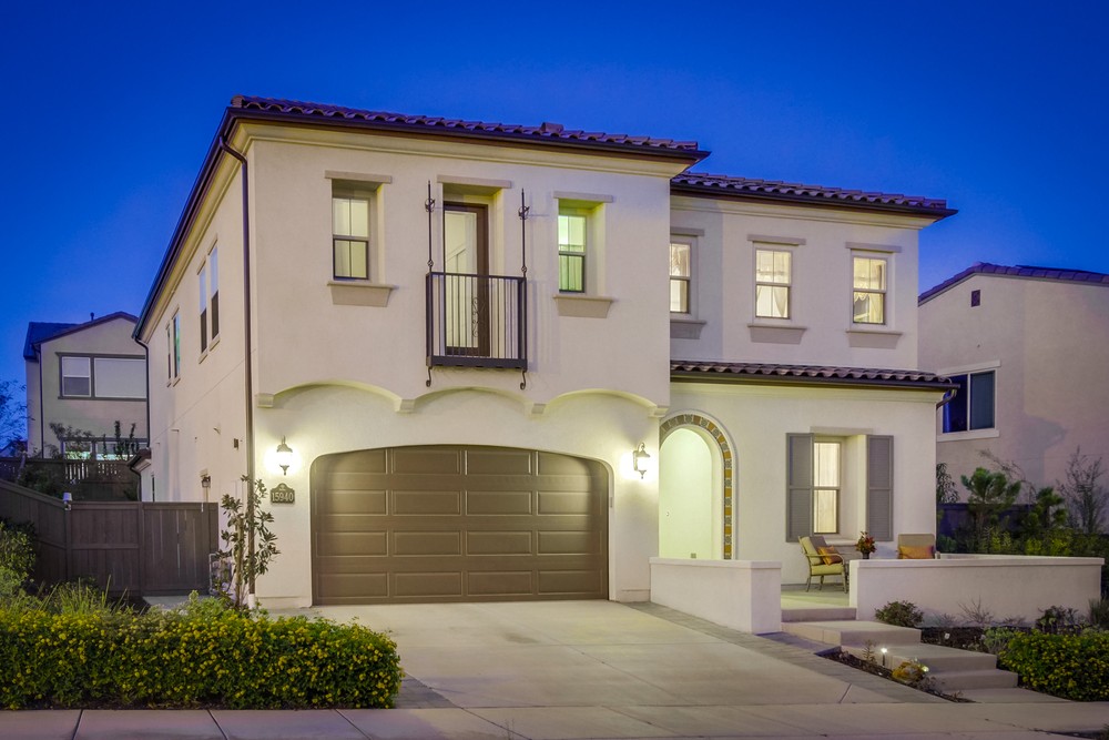 Virtual tour photo 3 of 66 for 15940 Kennicott Ln