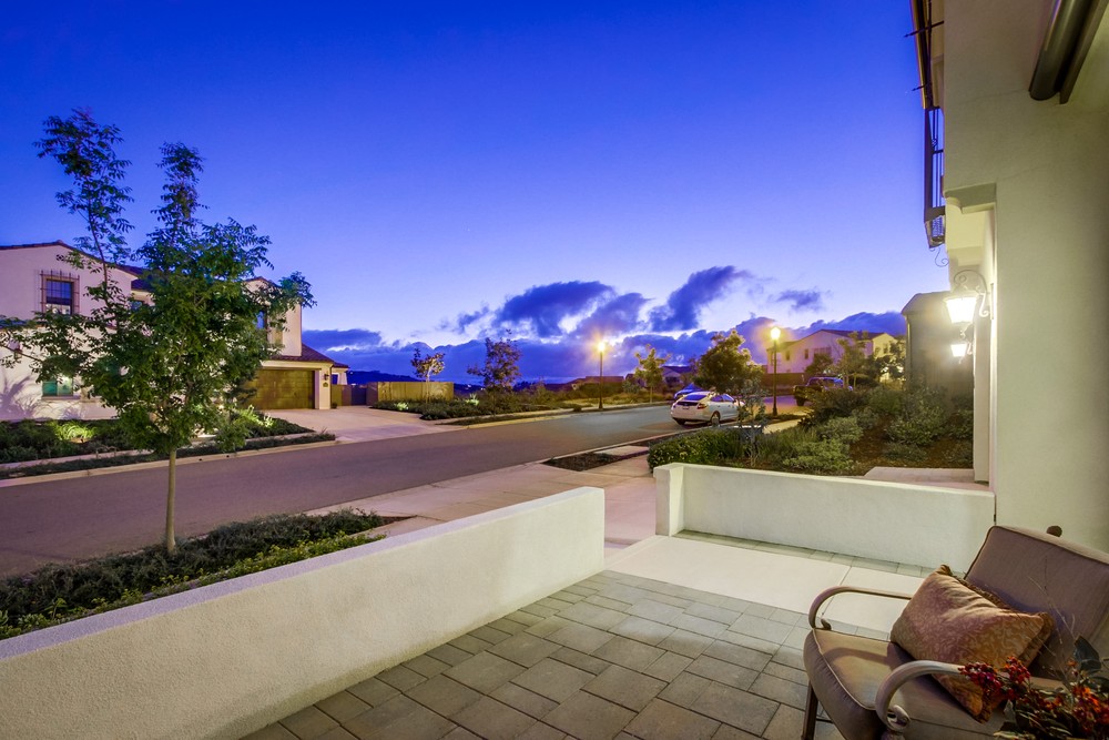 Virtual tour photo 5 of 66 for 15940 Kennicott Ln