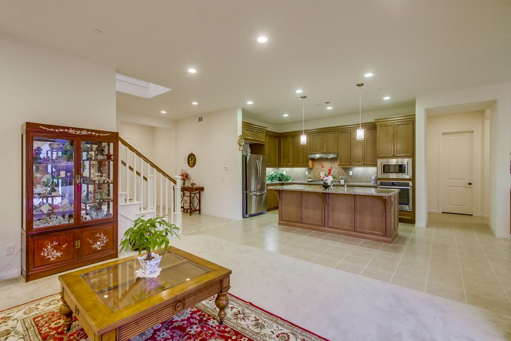 Virtual tour photo 17 of 66 for 15940 Kennicott Ln