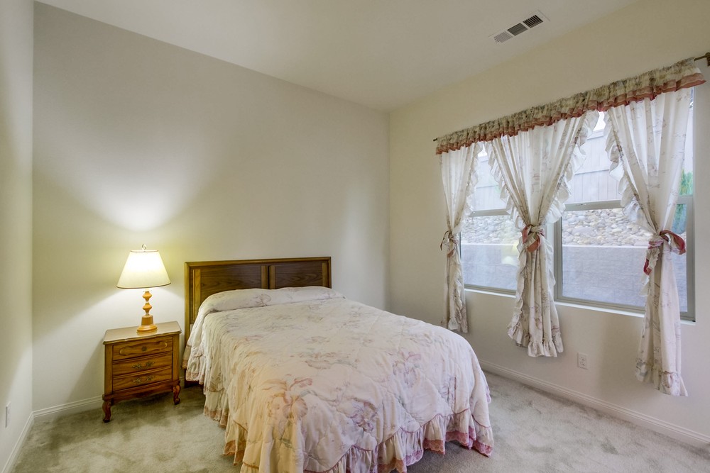 Virtual tour photo 26 of 66 for 15940 Kennicott Ln