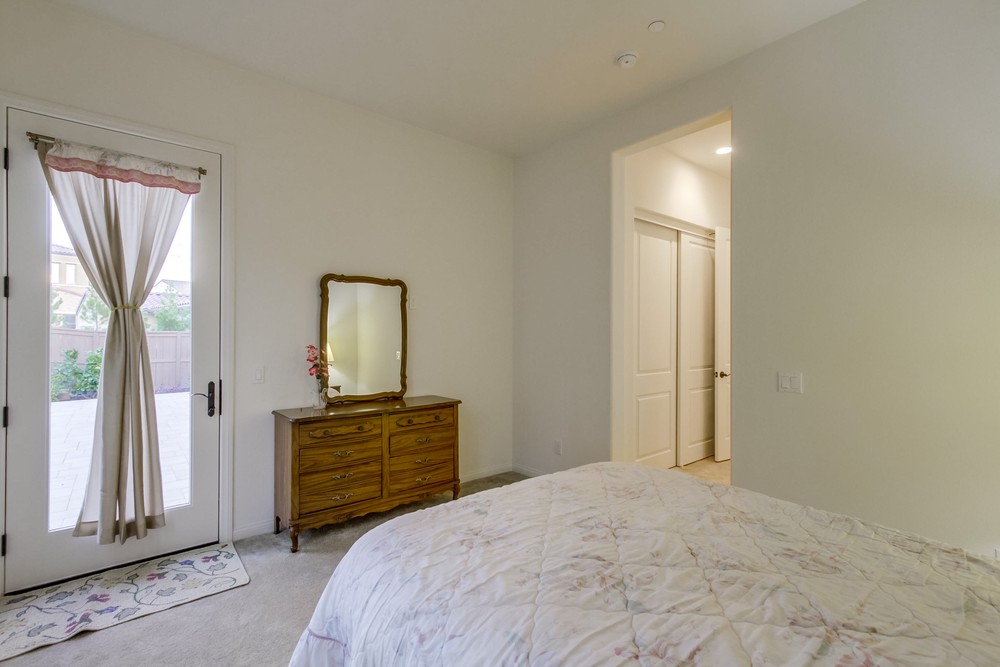 Virtual tour photo 27 of 66 for 15940 Kennicott Ln