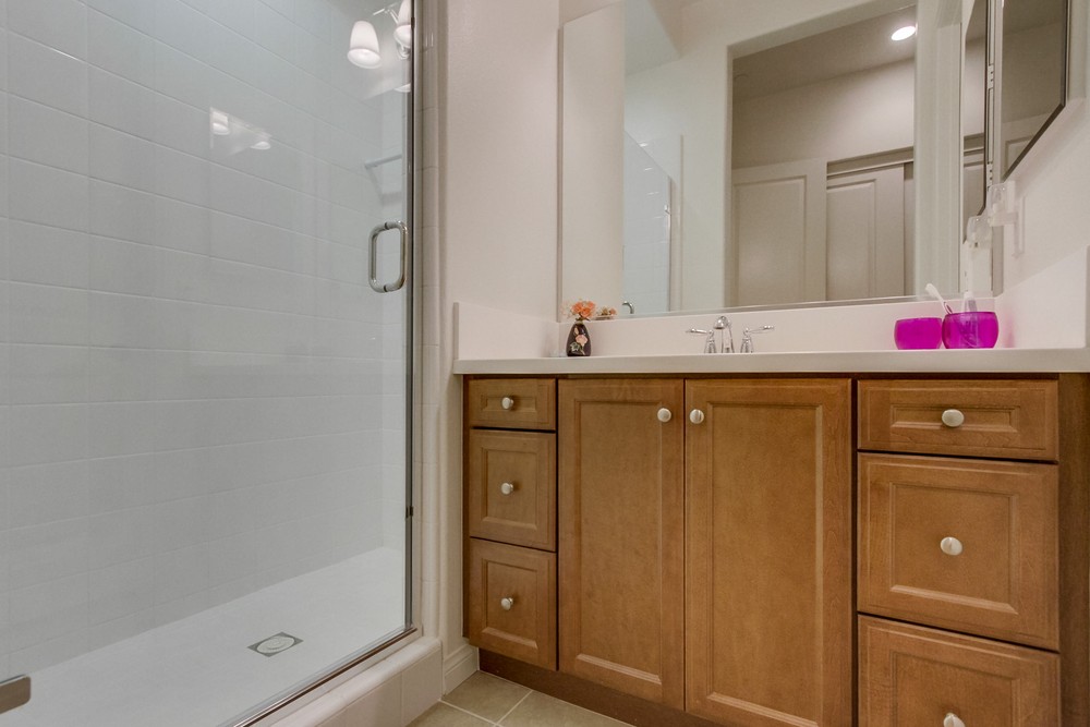 Virtual tour photo 28 of 66 for 15940 Kennicott Ln