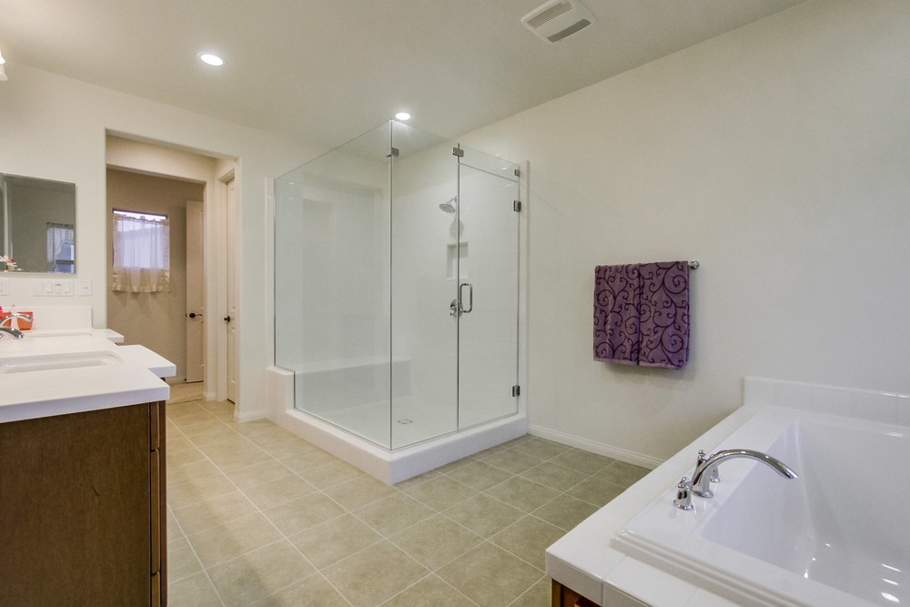 Virtual tour photo 39 of 66 for 15940 Kennicott Ln