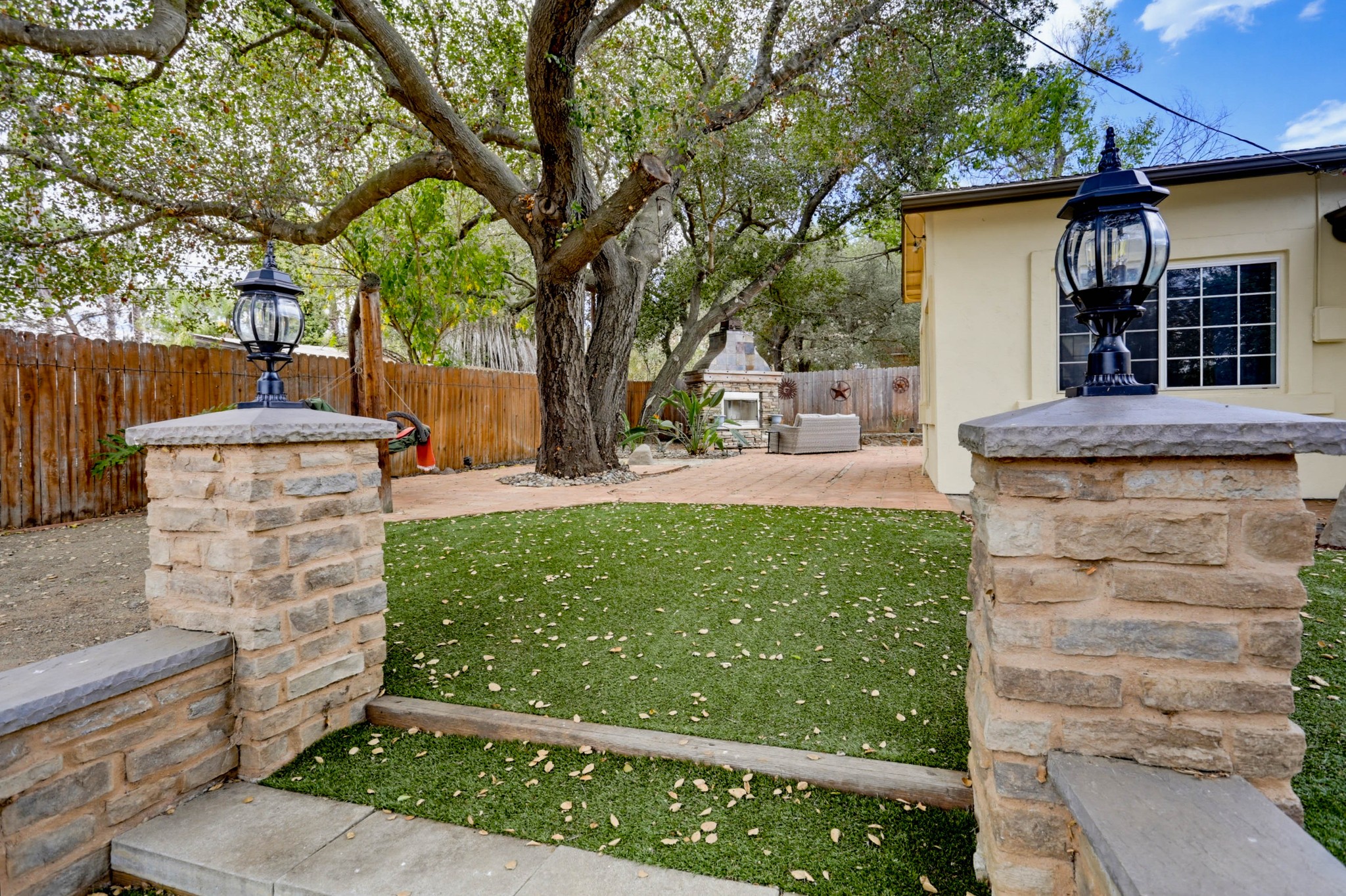 Virtual tour photo 6 of 44 for 15962 Mussey Grade Rd