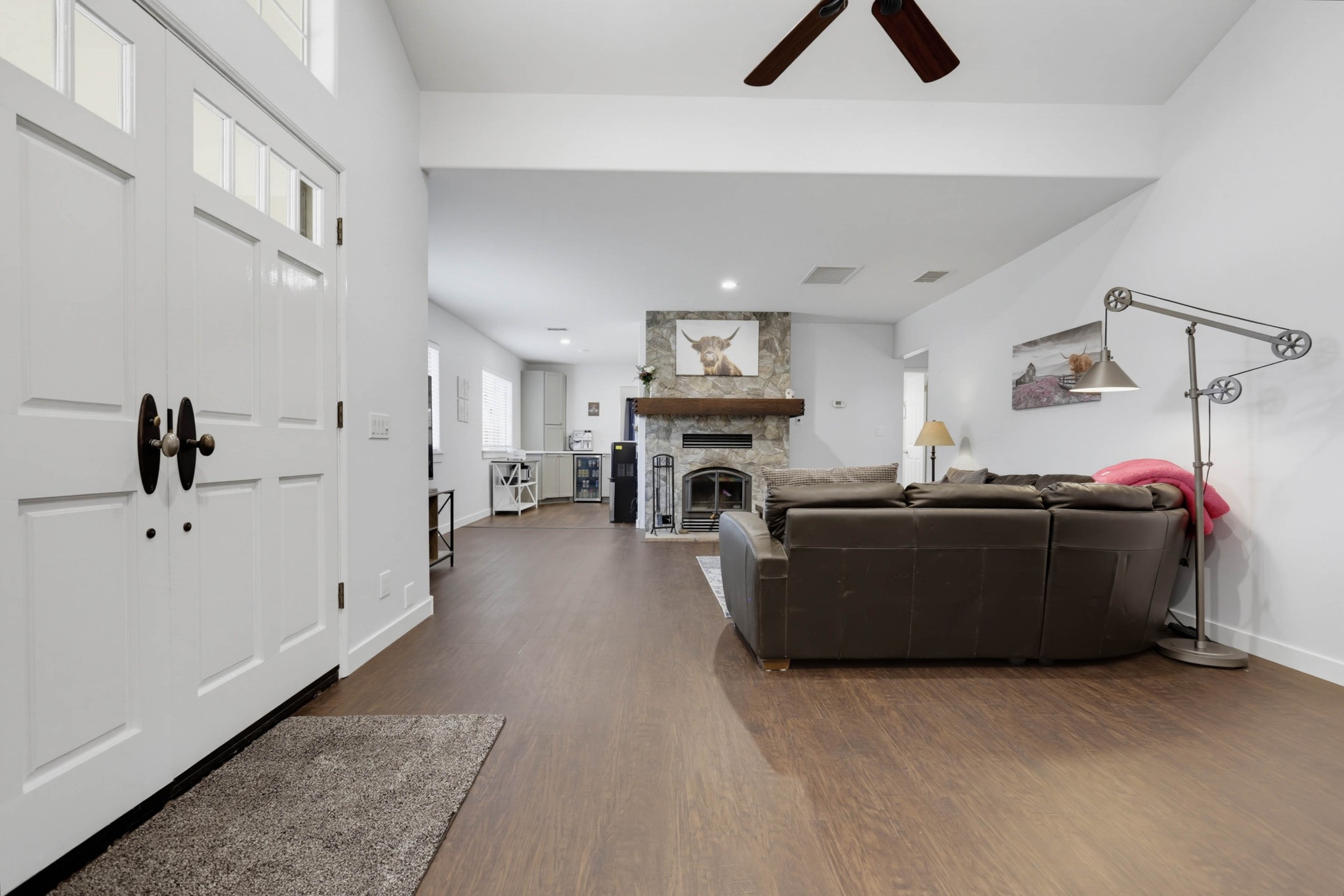 Virtual tour photo 10 of 44 for 15962 Mussey Grade Rd