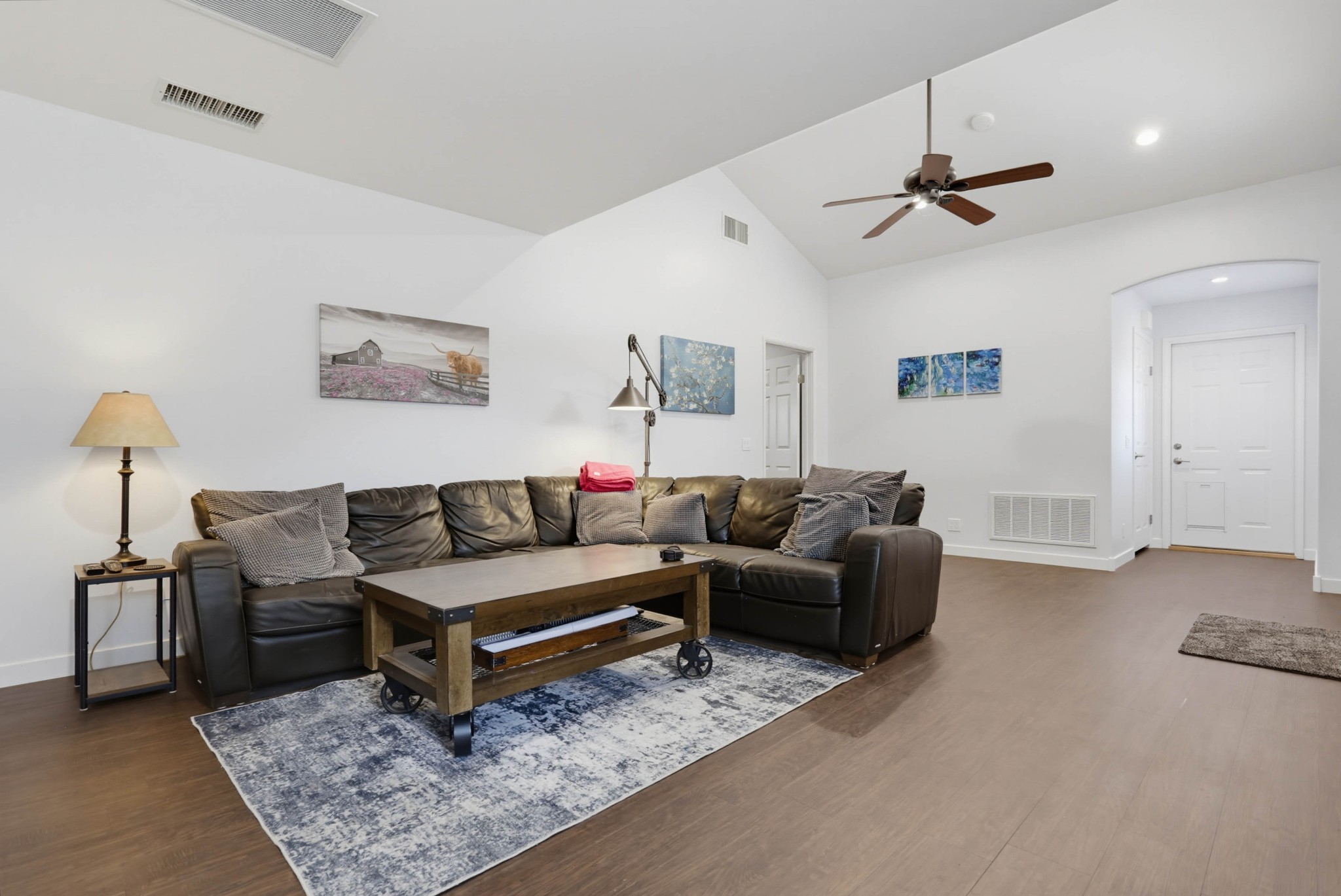 Virtual tour photo 12 of 44 for 15962 Mussey Grade Rd