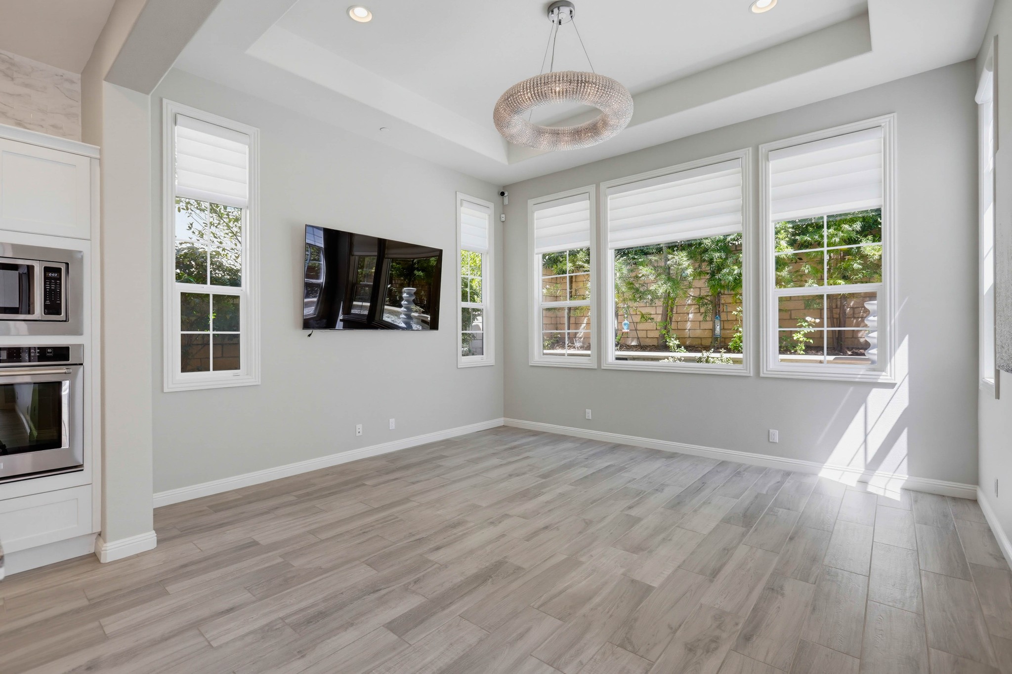 Virtual tour photo 11 of 105 for 16 Lark