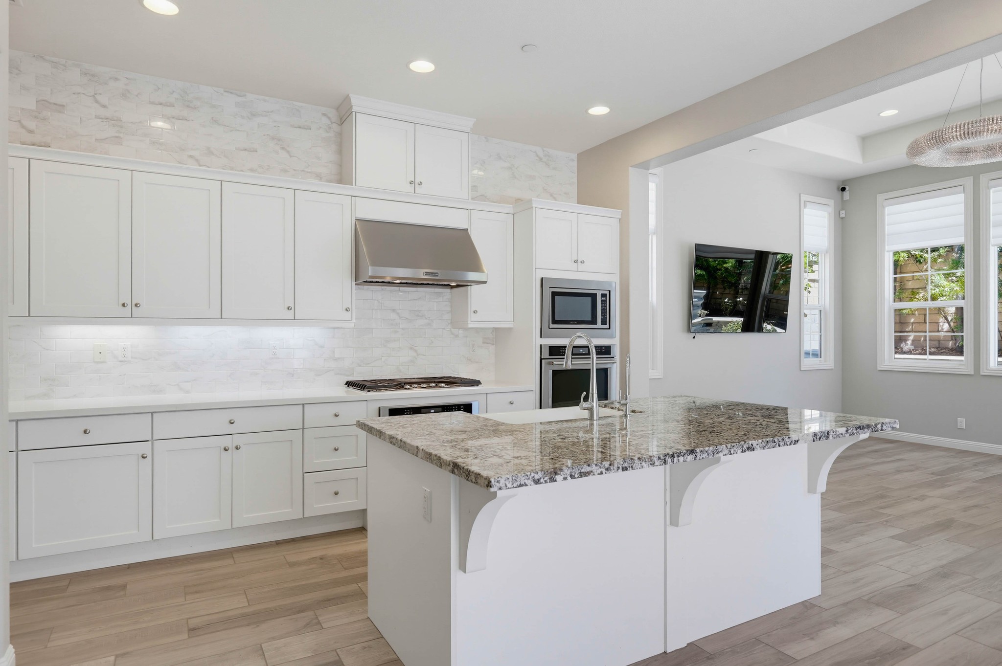 Virtual tour photo 18 of 105 for 16 Lark
