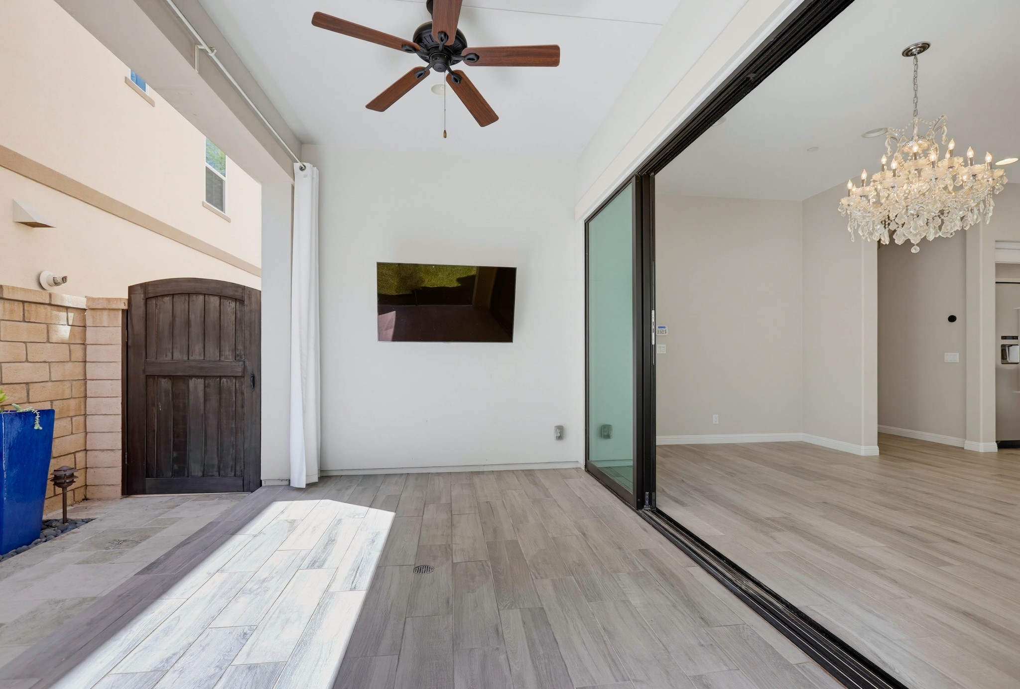 Virtual tour photo 33 of 105 for 16 Lark