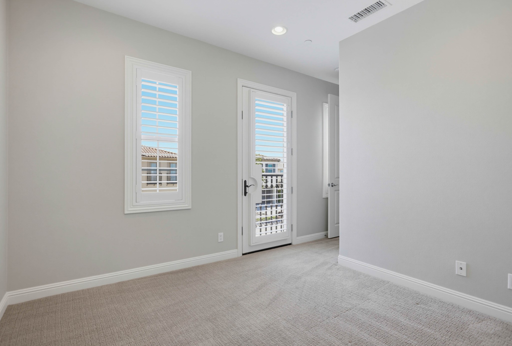 Virtual tour photo 57 of 105 for 16 Lark