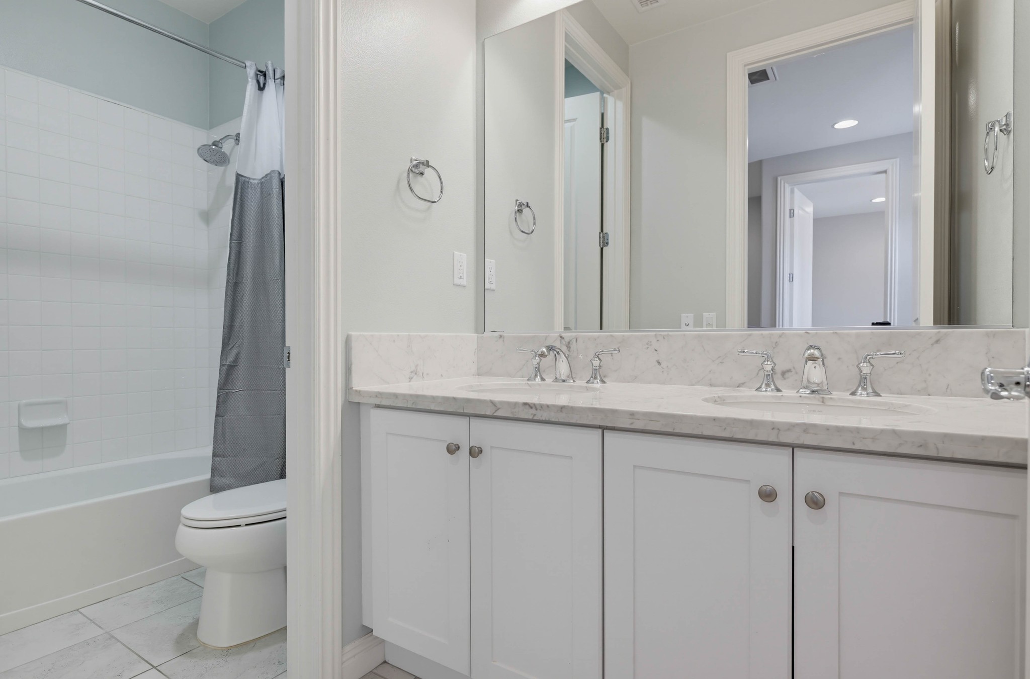 Virtual tour photo 58 of 105 for 16 Lark