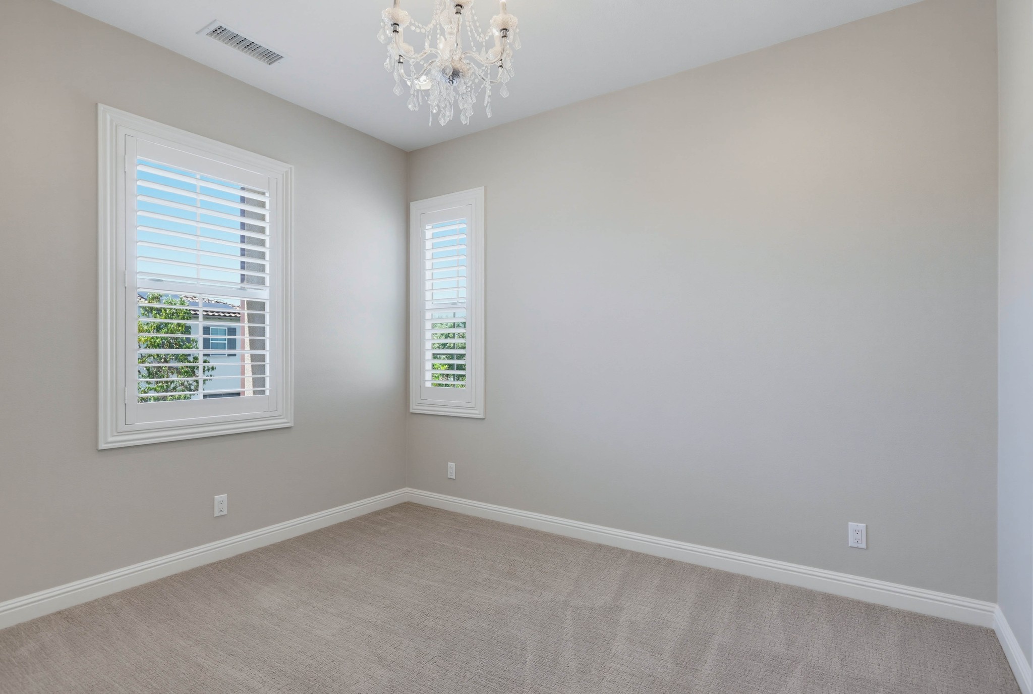 Virtual tour photo 62 of 105 for 16 Lark