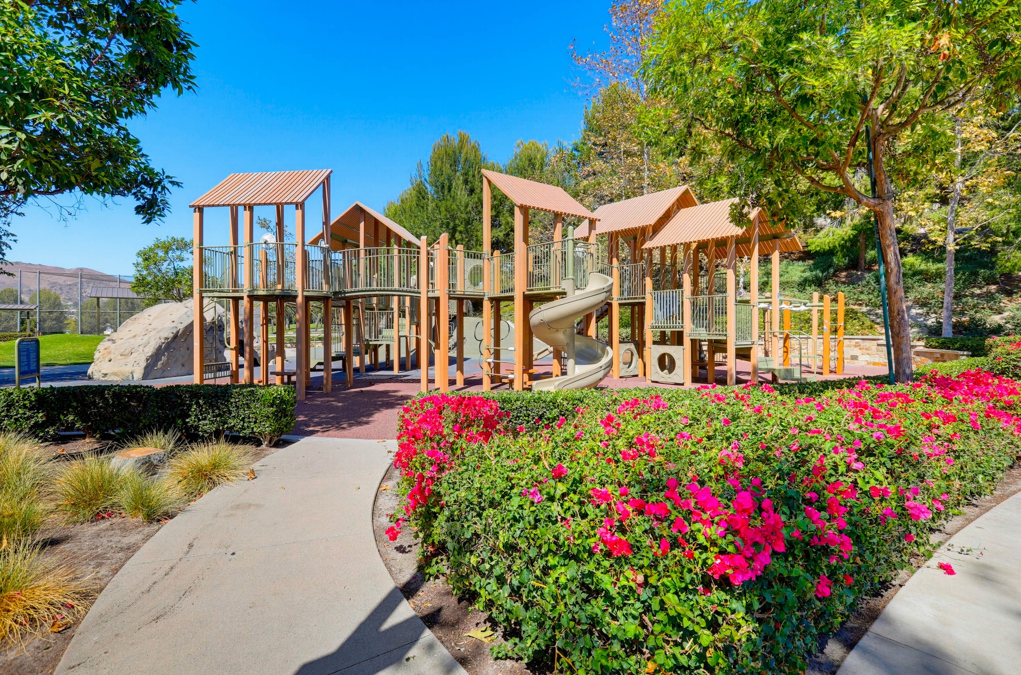 Virtual tour photo 102 of 105 for 16 Lark