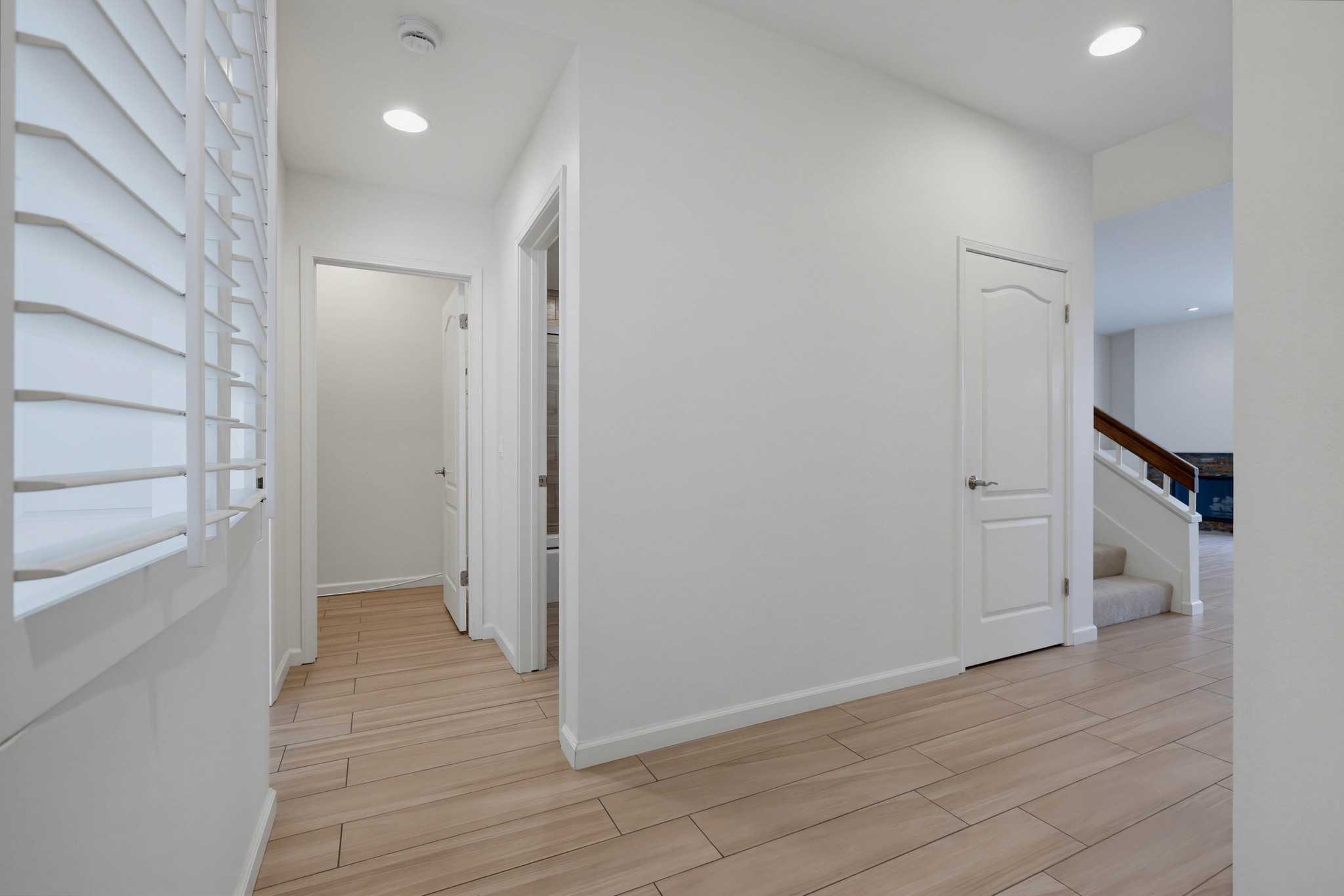 Virtual tour photo 7 of 61 for 16 Lehigh Aisle