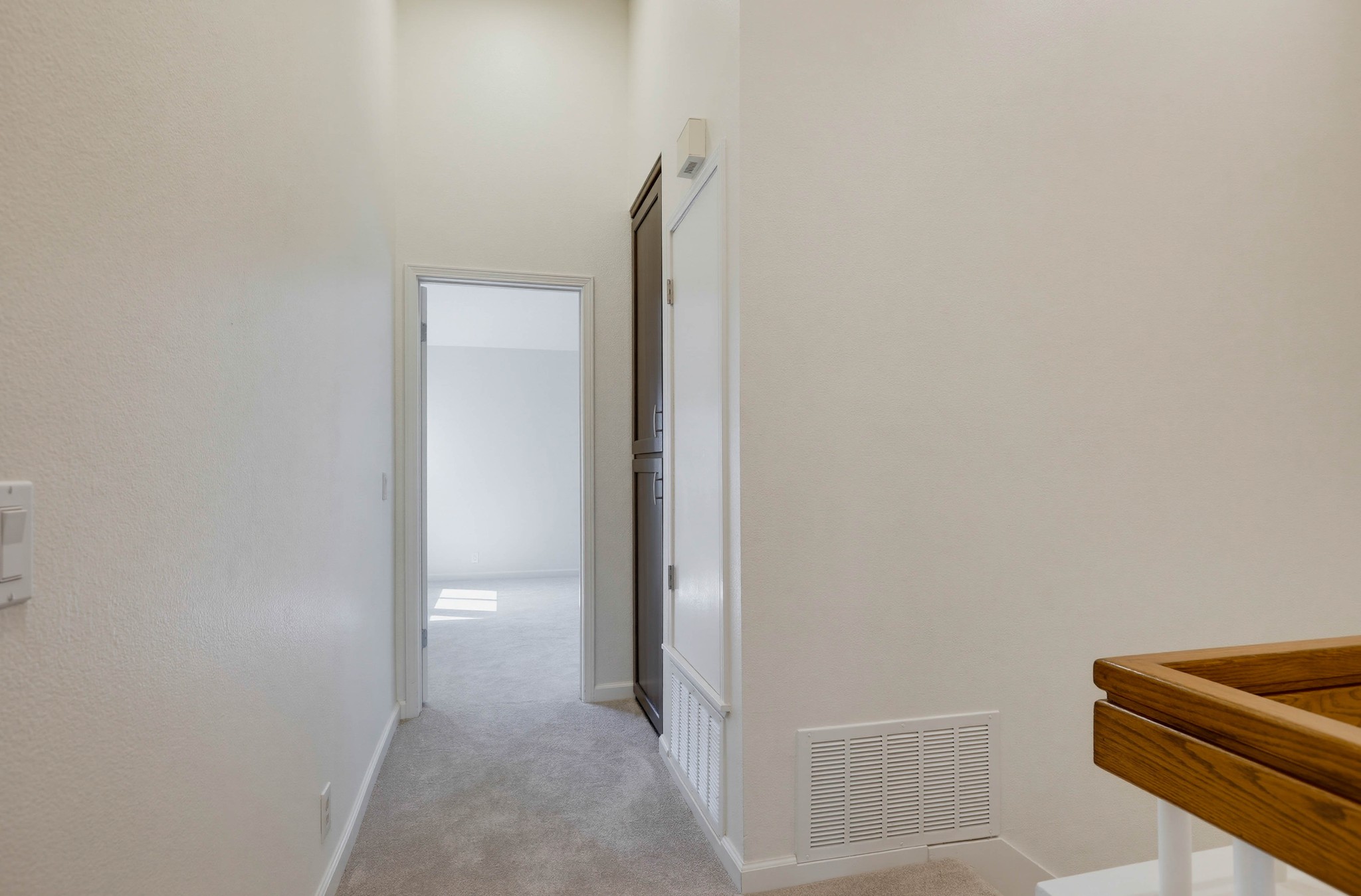 Virtual tour photo 32 of 61 for 16 Lehigh Aisle
